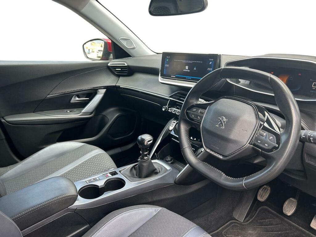 Peugeot 2008 1.2 Puretech Allure CE70KCJ Red #3