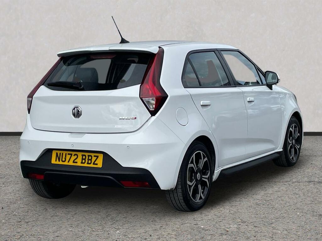 MG MG3 1.5 Vti-tech Exclusive Navigation NU72BBZ White #2