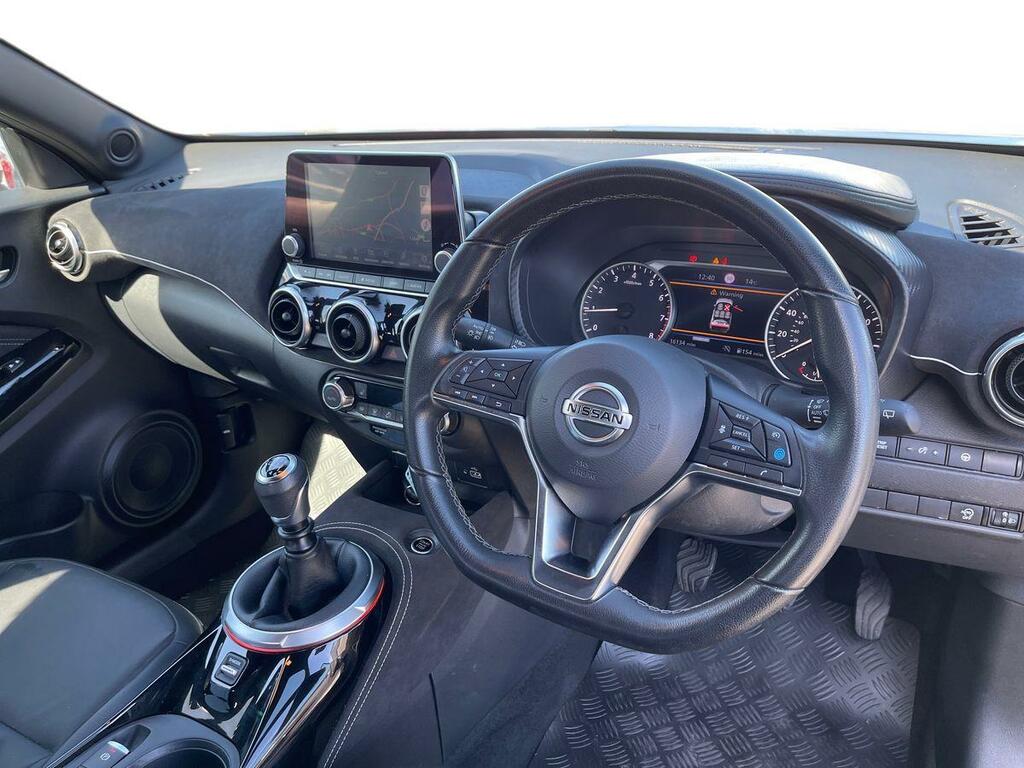 Nissan Juke 1.0 Dig-t 114 Tekna CV71LUR Black #3