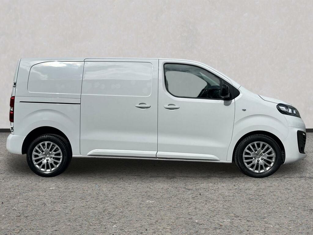Vauxhall Vivaro L1 2900 1.5D 100Ps Pro H1 DV73WFE White #4