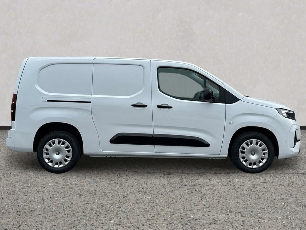 Vauxhall Combo Combo M Cargo 1.5 Turbo D 100Ps Prime Plus H1 VN26DOJ White #4