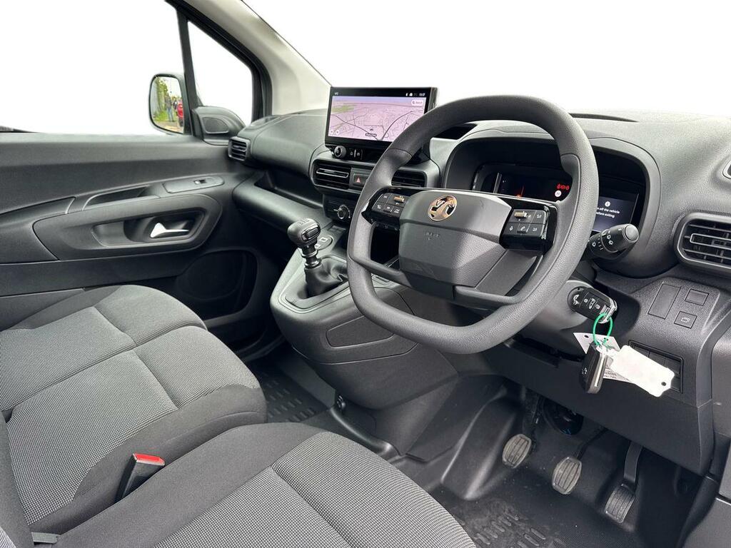 Vauxhall Combo Combo M Cargo 1.5 Turbo D 100Ps Prime Plus H1 VN26DOJ White #3
