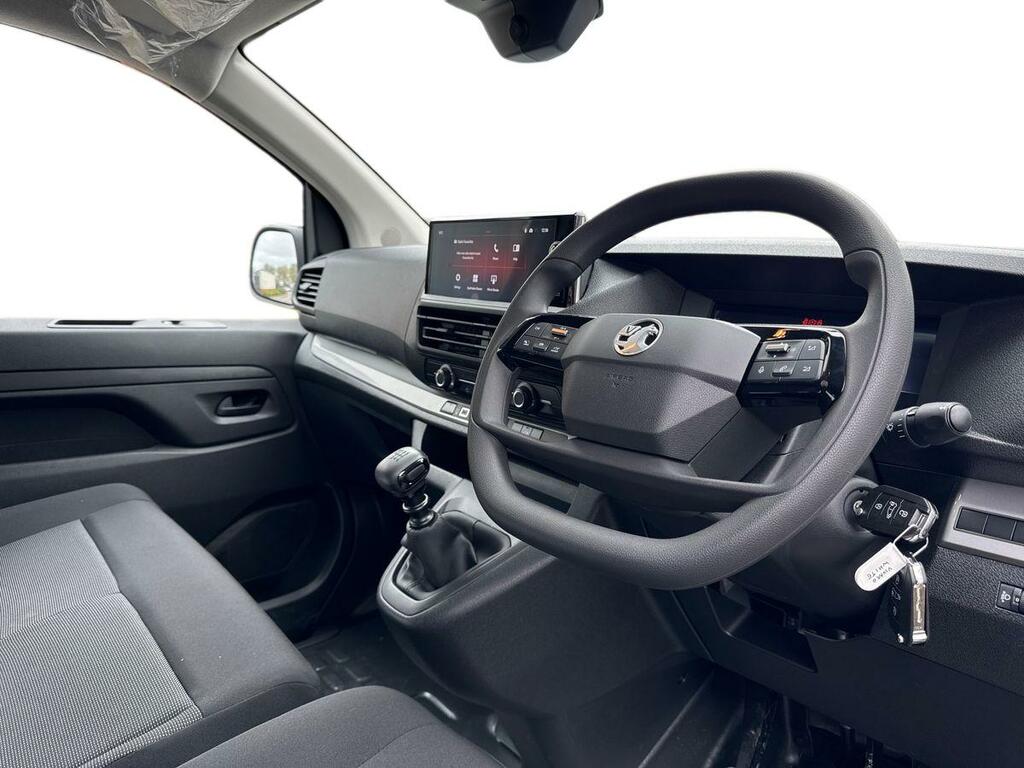 Vauxhall Vivaro XL 1.5 Turbo D 120 Prime H1 VN26DPX White #3