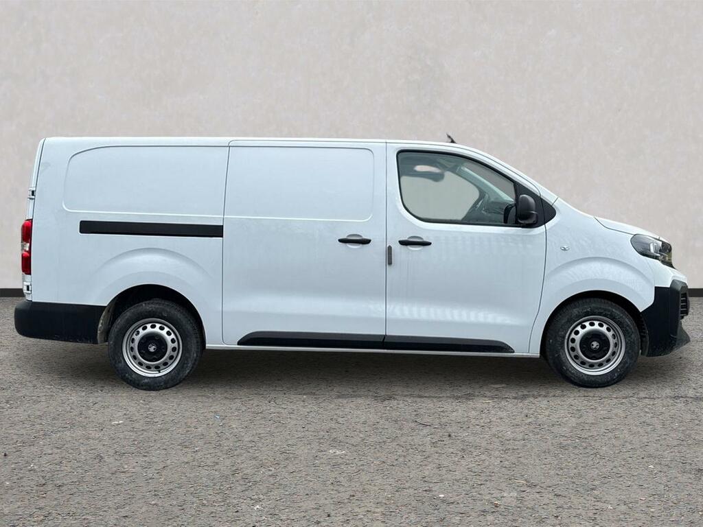 Vauxhall Vivaro XL 1.5 Turbo D 120 Prime H1 VN26DPX White #4