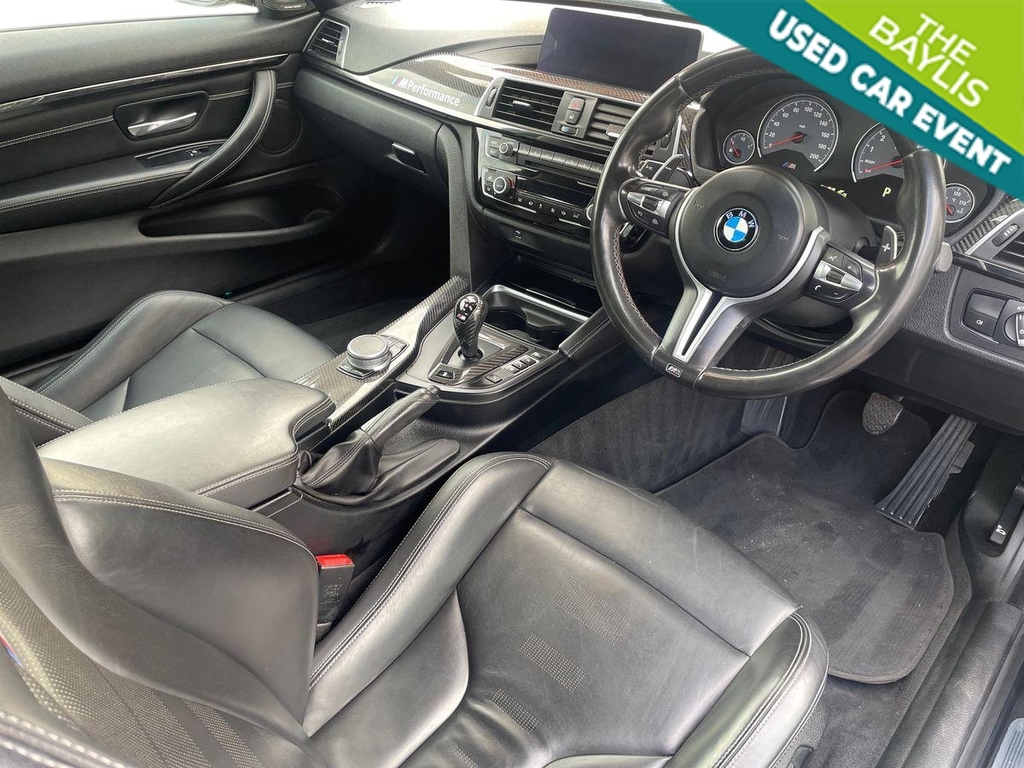 BMW M4 M4 Dct SA69PVL Black #3
