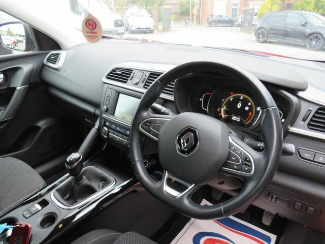 Renault Kadjar 1.5 Dci Dynamique Nav Suv Euro 6 Red #5