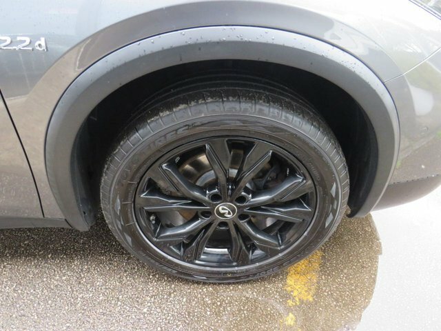 Infiniti QX30 Premium Tech D Brown #22