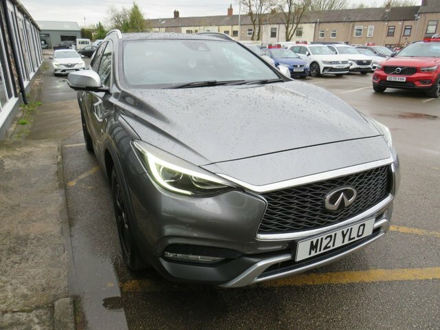 Infiniti QX30 Premium Tech D Brown #24