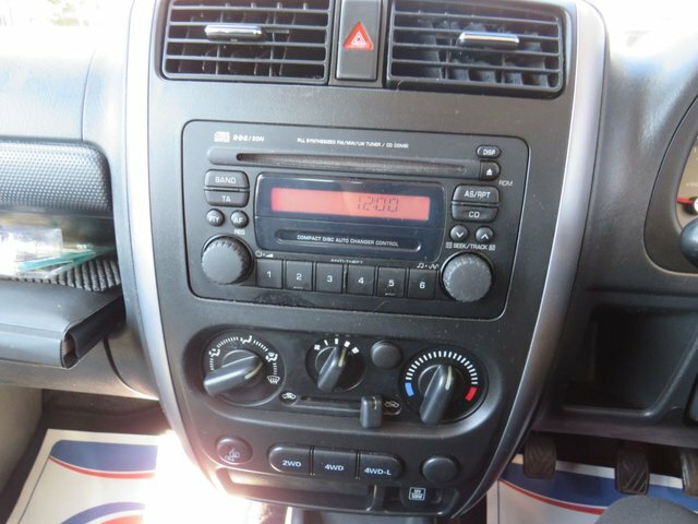 Suzuki Jimny 1.3 Vvt Sz3 Suv 4Wd Euro 5 85 P Grey #5