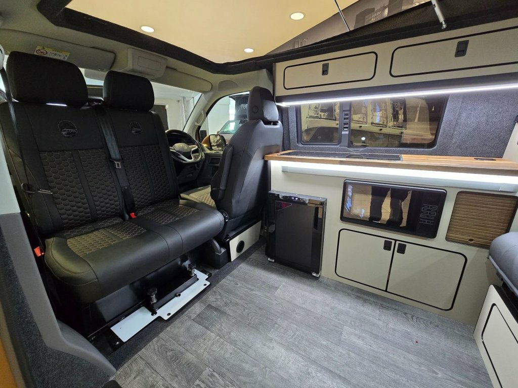 Volkswagen Campervan 2L Highline Brown #6