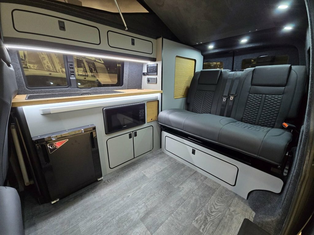 Volkswagen Campervan 2L Highline Grey #2