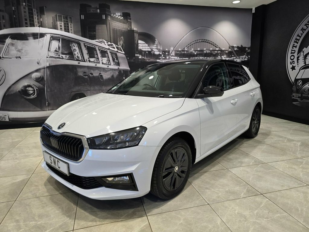 Skoda Fabia 1L Colour Edition White