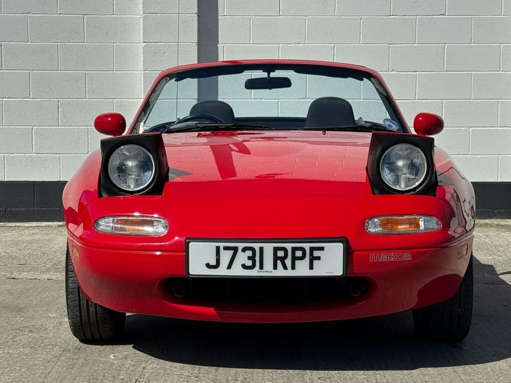 Mazda MX-5 Roadster V Special Black #14