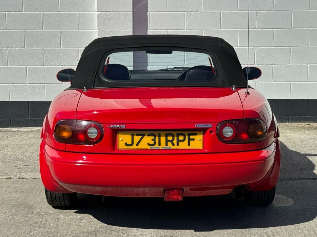 Mazda MX-5 Roadster V Special Black #33