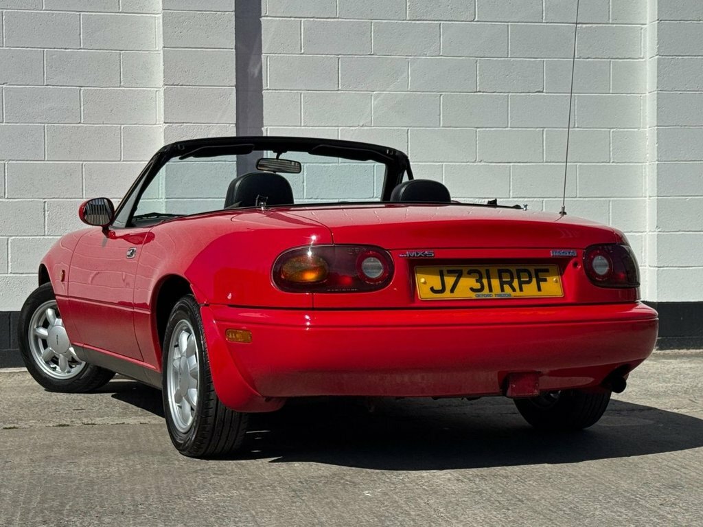 Mazda MX-5 Roadster V Special Black #4