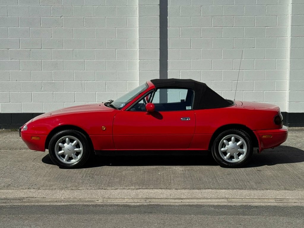 Mazda MX-5 Roadster V Special Black #34