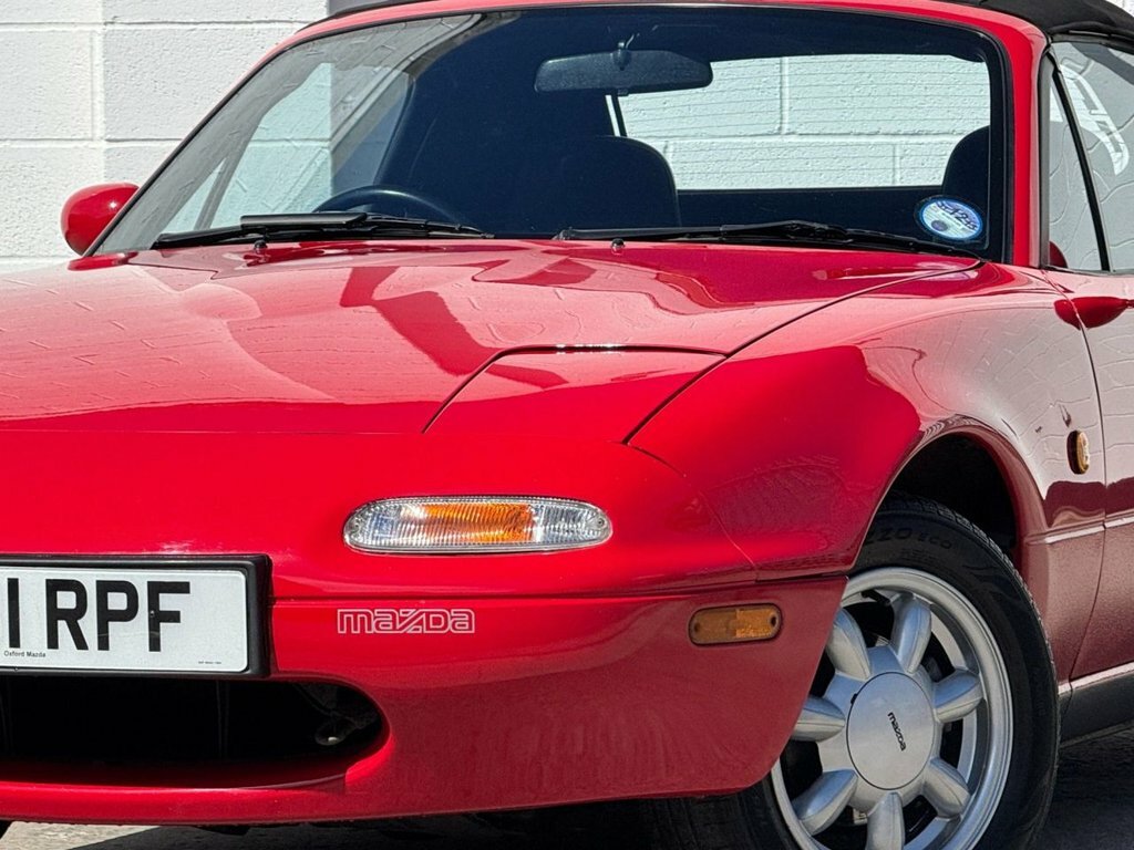 Mazda MX-5 Roadster V Special Black #7