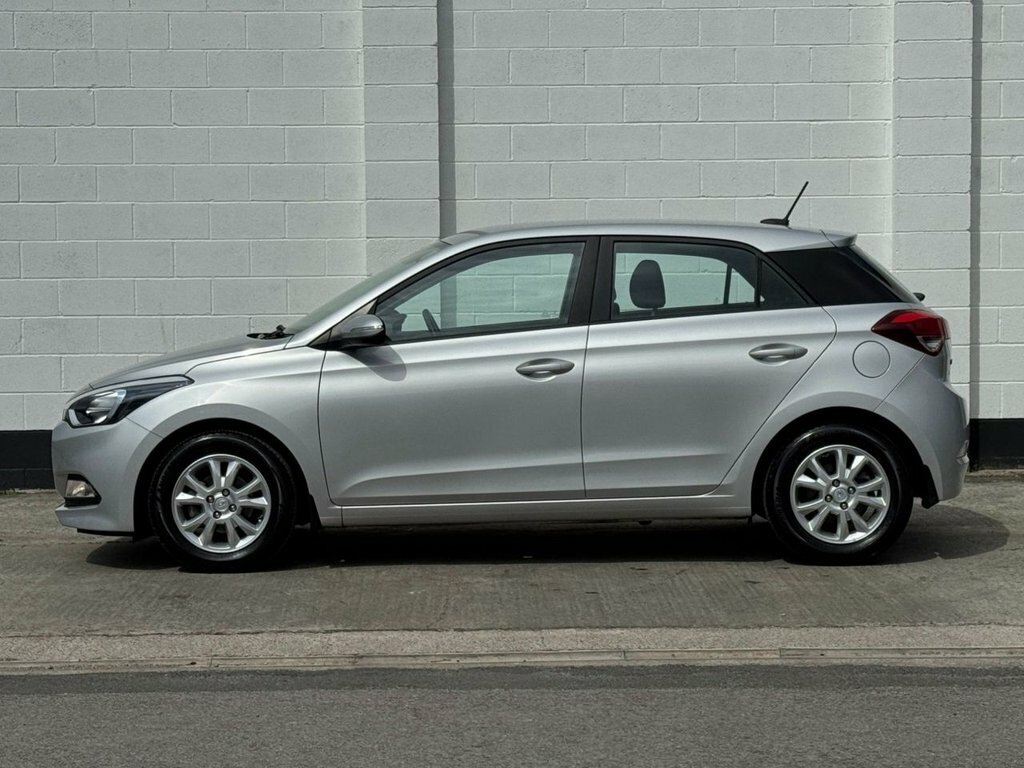 Hyundai I20 1.4L Se Silver #3