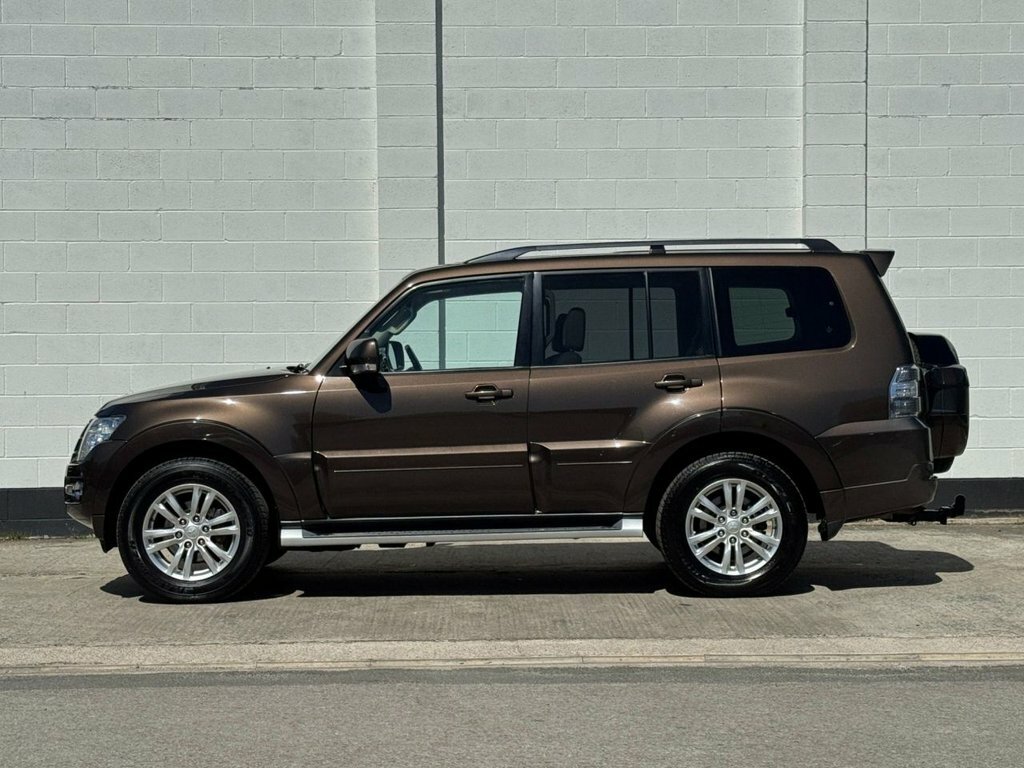Mitsubishi Shogun 3.2L Sg3 WV17BFU Brown #3