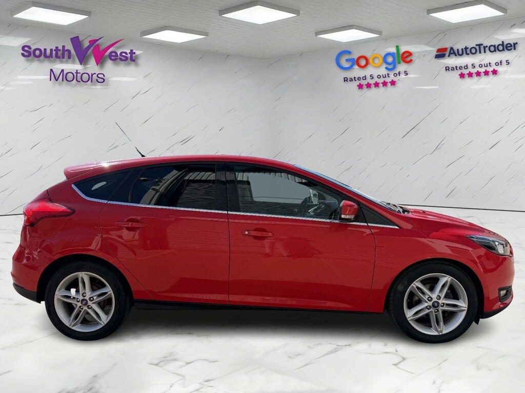 Ford Focus Hatchback 1.0 T Ecoboost Zetec 201616 FE16TEU Red #3