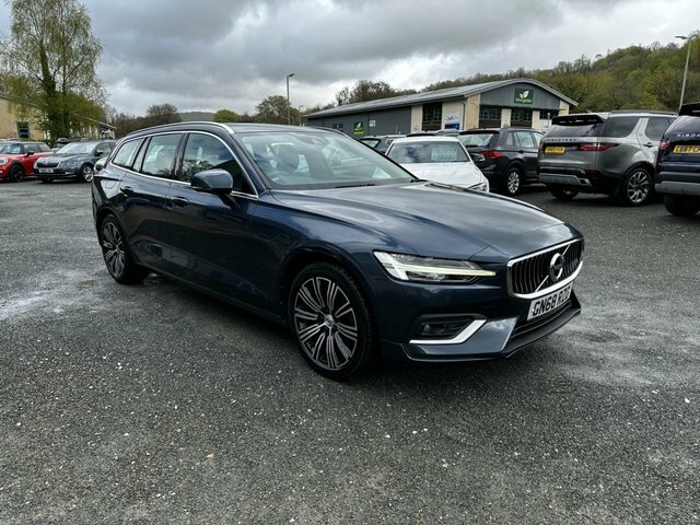 Volvo V60 D4 Inscription Estate GN68RZO Blue #2