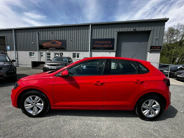 Volkswagen Polo Evo Se Tech Edition CY19KYB Red #6