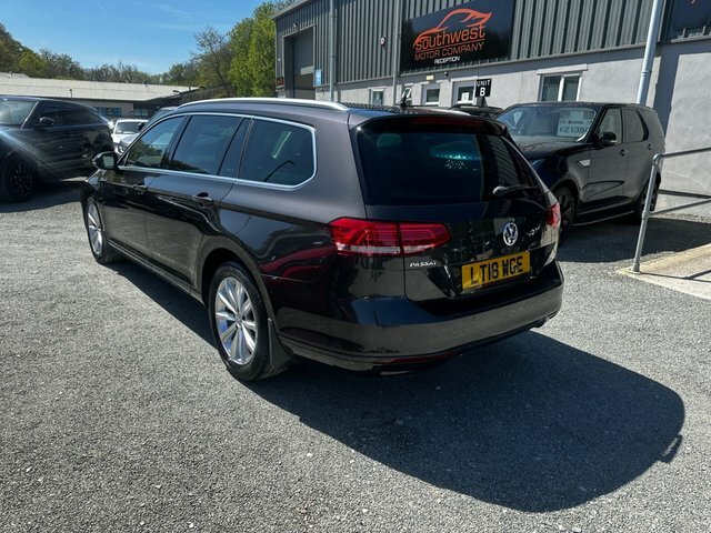 Volkswagen Passat Tdi Se Business Estate LT18WGE Grey #4