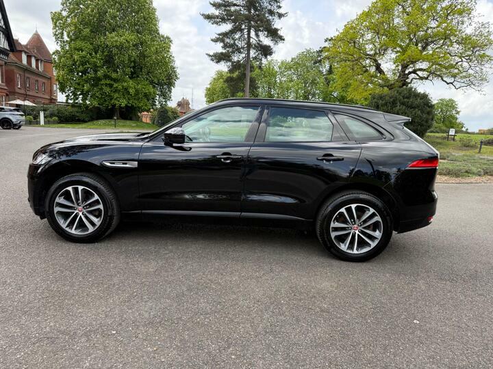 Jaguar F-Pace 2.0 D165 R-sport Euro 6 Ss GX18YFB Black #6