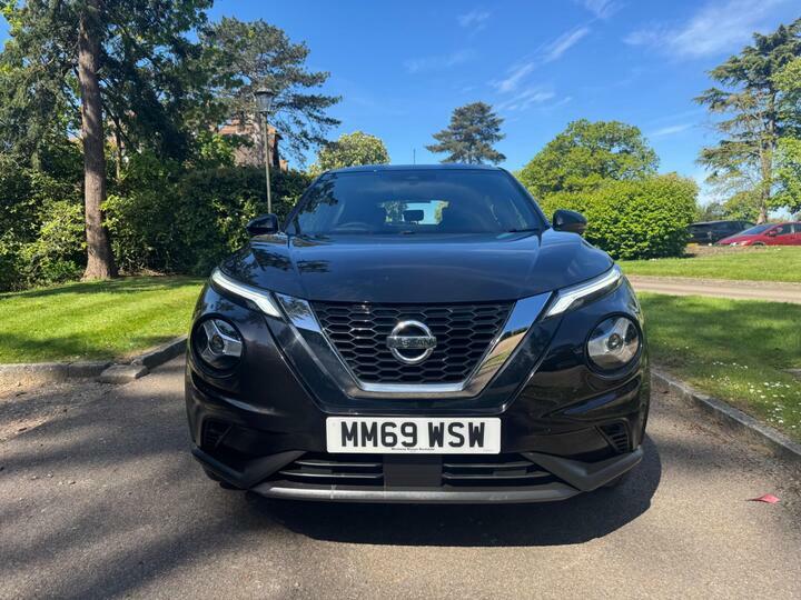 Nissan Juke 1.0 Dig-t Acenta Euro 6 Ss Black