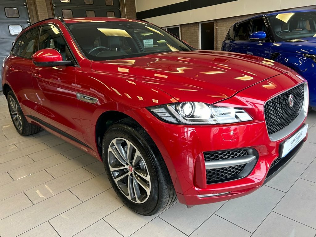 Jaguar F-Pace 2L R-sport Red