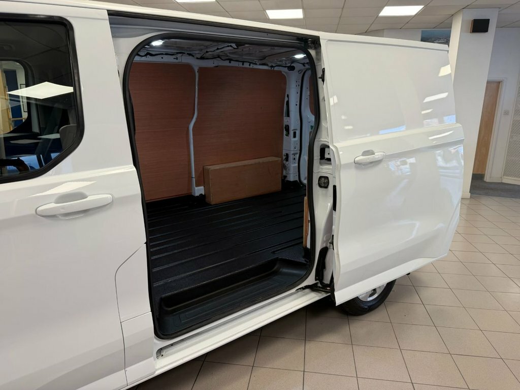 Ford Transit Custom 2L Limited LA74EGX White #5