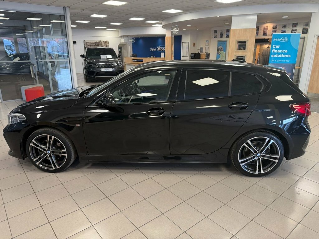 BMW 1 Series 1.5L M Sport DU70VHD Black #4