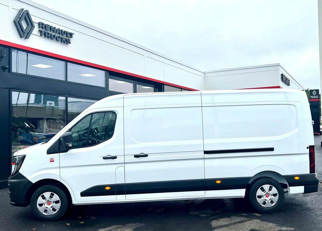 Renault Master Red Edition Van 3T5 E6e L3h2 Lwb  White #3