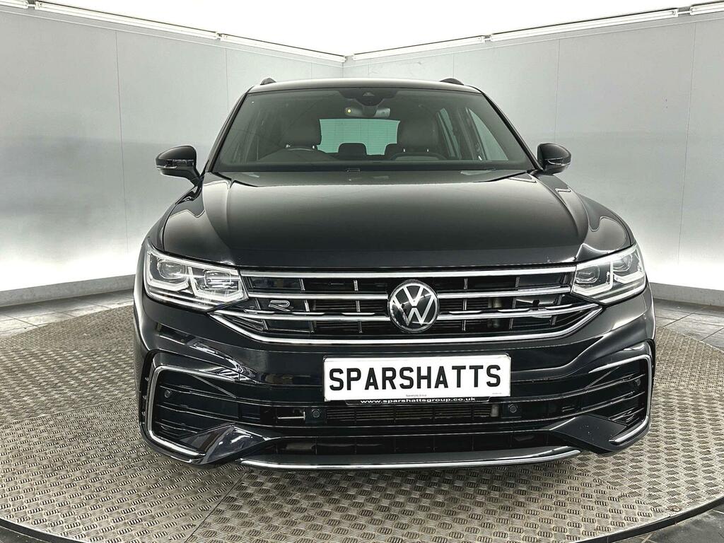 Volkswagen Tiguan 2.0 Tdi R-line Dsg Euro 6 Ss YH72KDF Black #3