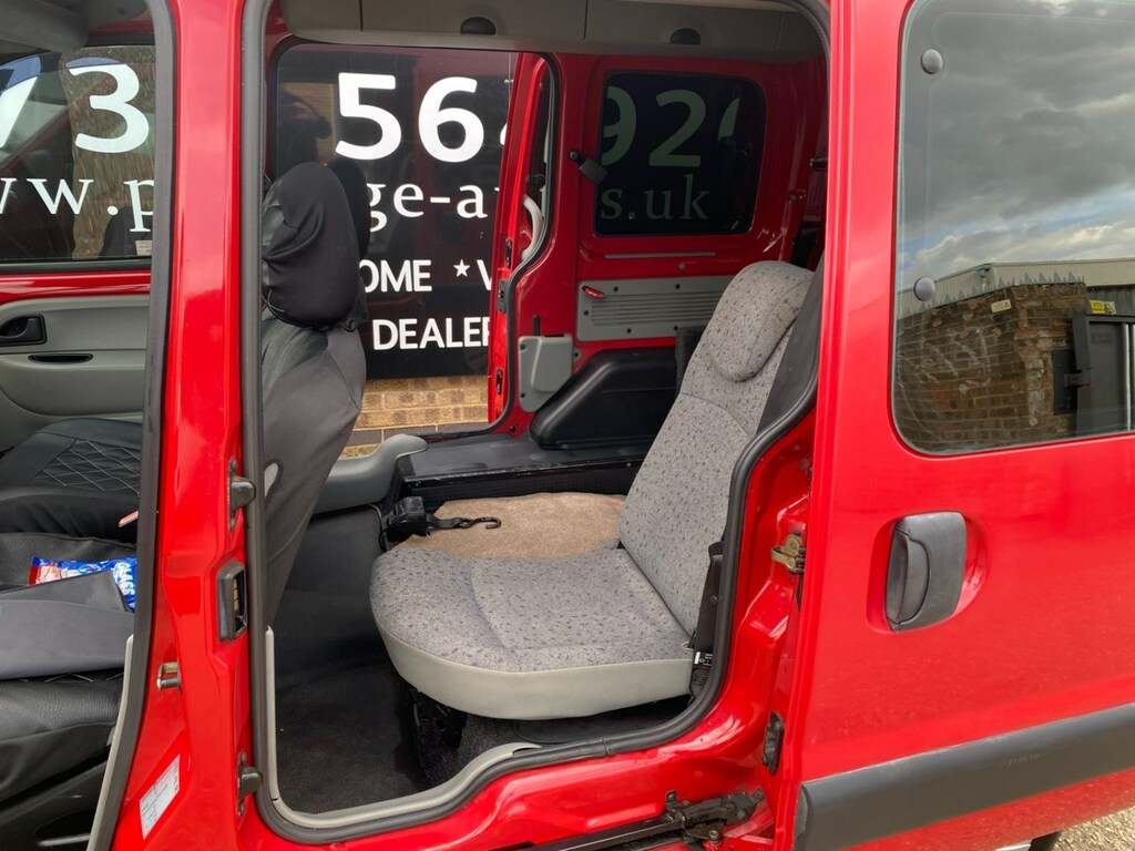 Renault Kangoo Expression 16V Red #23