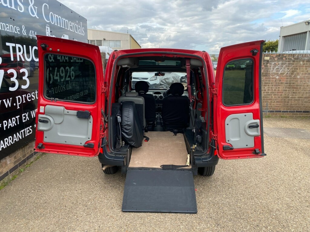 Renault Kangoo Expression 16V Red #12