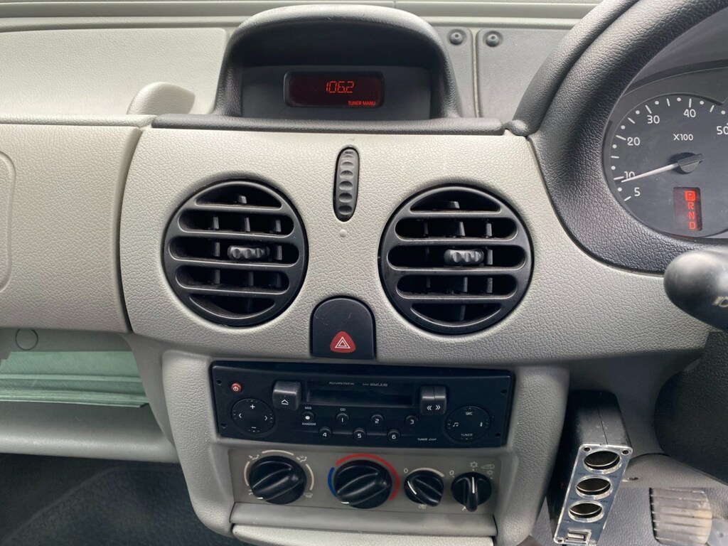 Renault Kangoo Expression 16V Red #41