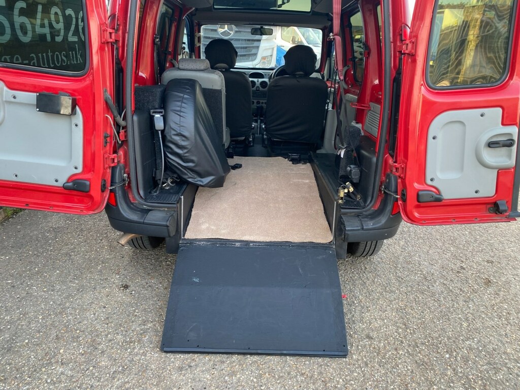 Renault Kangoo Expression 16V Red #16