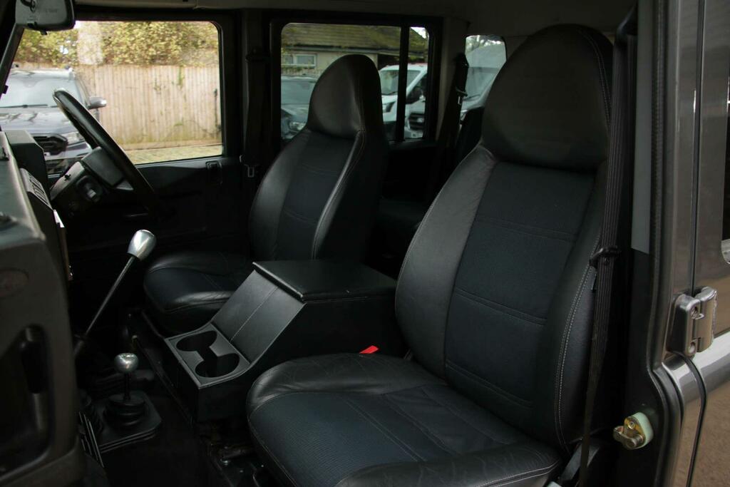 Land Rover Defender 110 2.5 Td5 Xs Pickup 299 Gkm, 120 Grey #3