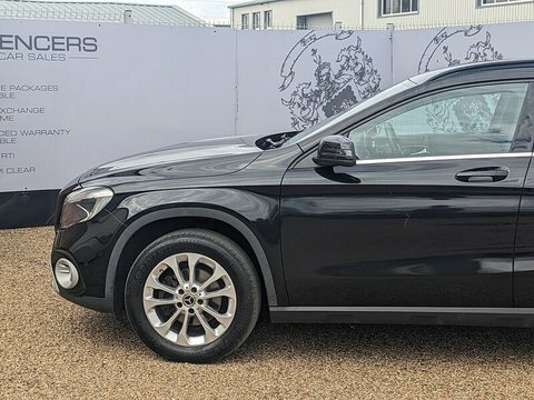 Mercedes-Benz GLA Class Gla200 Se HY18DZP Black #5