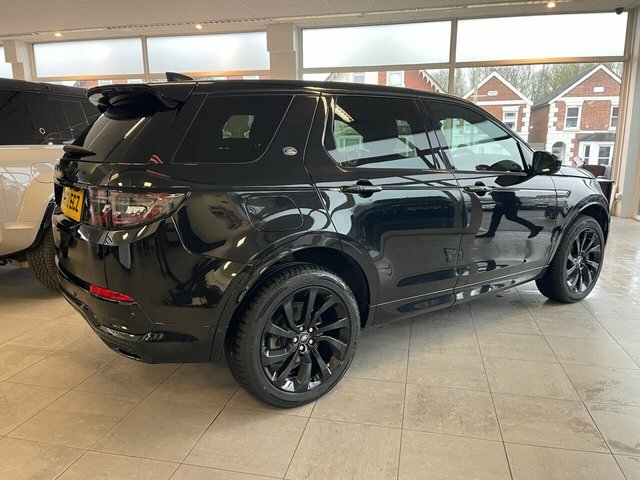 Land Rover Discovery Sport P300e 12.2Kwh R-dynamic Hse RO72ECZ Black #4