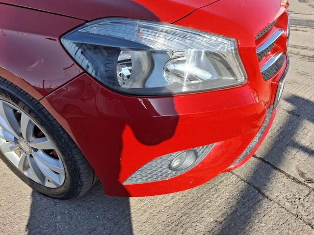 Mercedes-Benz A Class A180 Cdi Eco Se YR64FNX Red #2