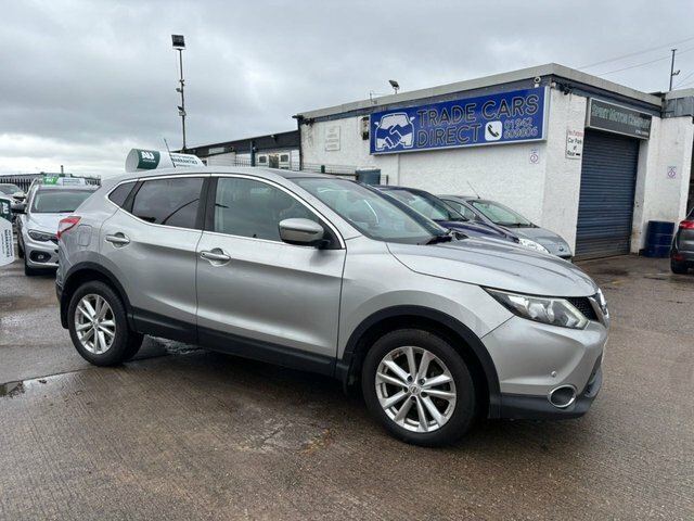Nissan Qashqai Dci Acenta Premium Suv SA64MWF Silver #2