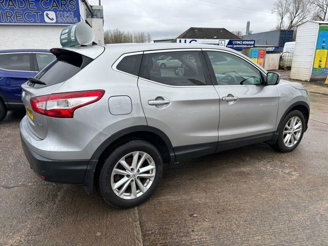 Nissan Qashqai Dci Acenta Premium Suv SA64MWF Silver #4