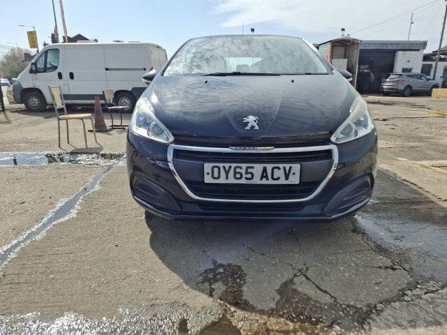 Peugeot 208 Puretech Active Hatchback Black