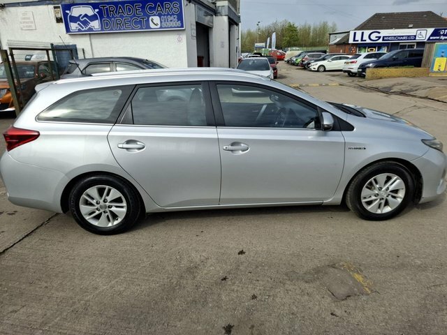 Toyota Auris Vvt-h Excel Touring Sports YF13MDZ Silver #4