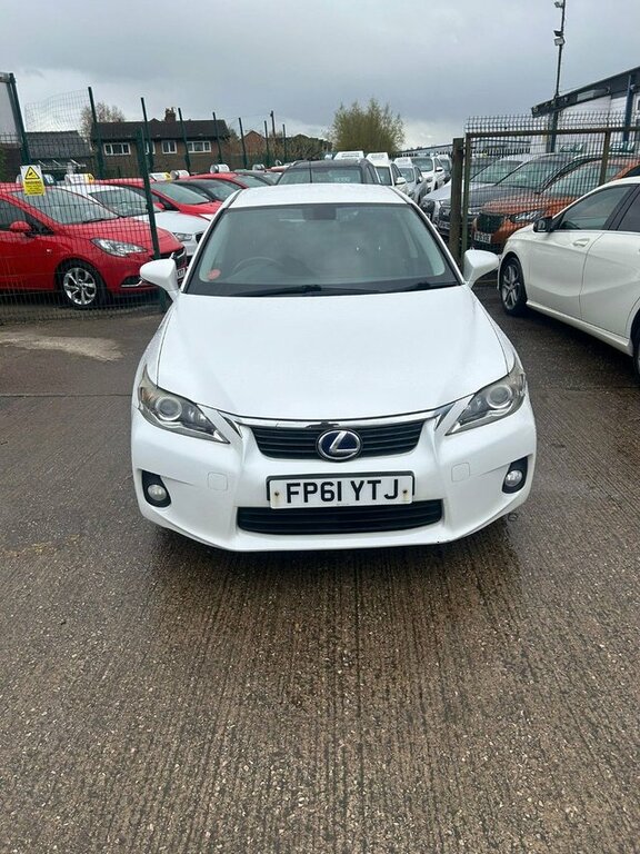 Lexus CT 200H Se-i Hatchback FP61YTJ White #6