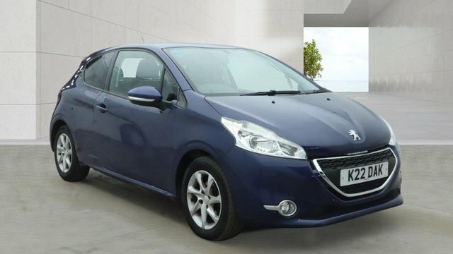 Peugeot e-208 E-vti Puretech Allure Hatchback Black #1