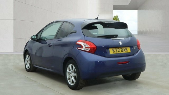 Peugeot e-208 E-vti Puretech Allure Hatchback Black #3