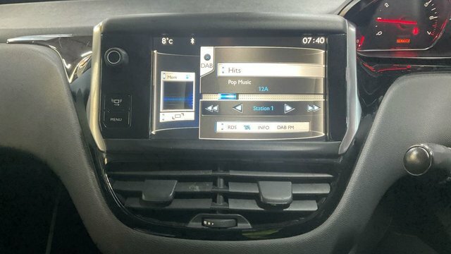 Peugeot e-208 E-vti Puretech Allure Hatchback Black #11